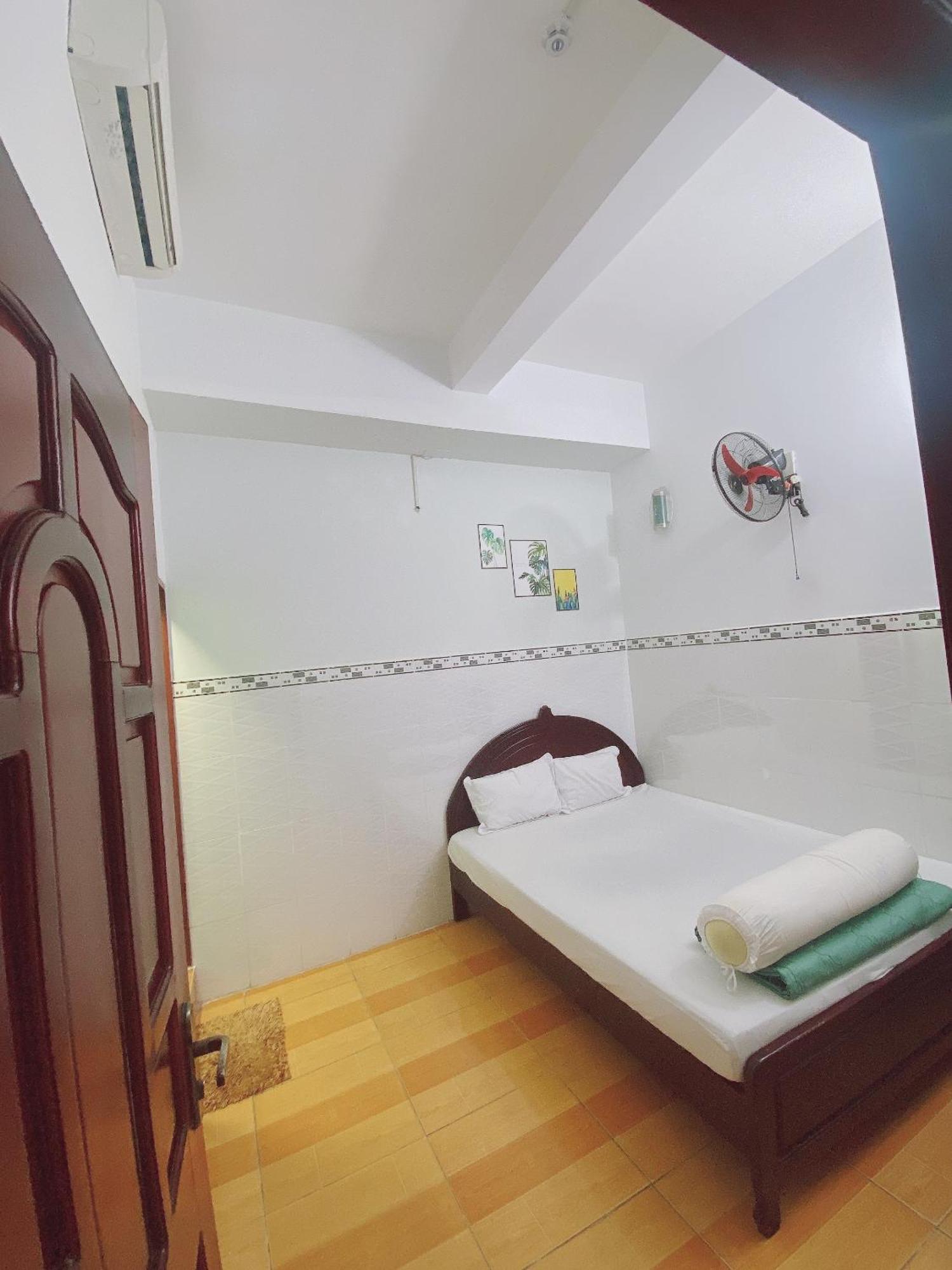 Albergue Nha Nghi Cam Tien 2 Hà Tiên Exterior foto